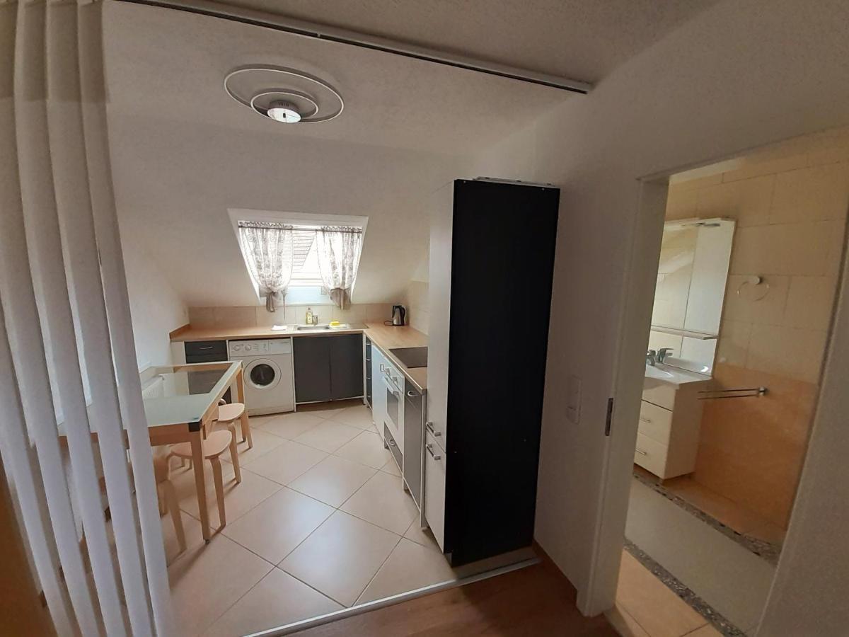 Apartment City Metzingen รอยท์ลิงเงน ภายนอก รูปภาพ